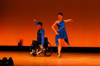 車いすダンス発表会の様子
