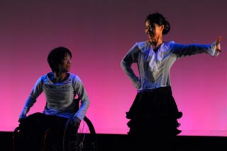 車いすダンス発表会の様子
