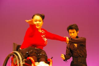 車いすダンス発表会の様子