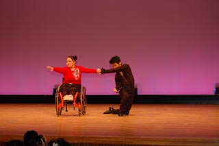 車いすダンス発表会の様子