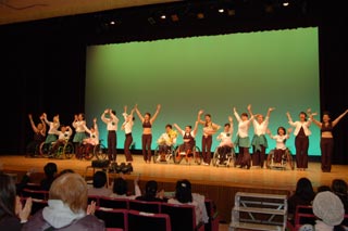 車いすダンス発表会の様子