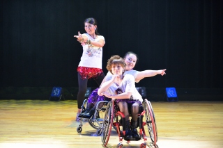 車いすダンス発表会― colorfuldays― 