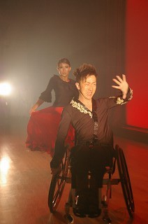 車いすダンス公演-GIFT-