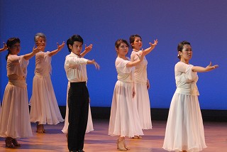 車いすダンス公演-GIFT-