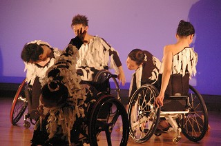 車いすダンス公演-GIFT-