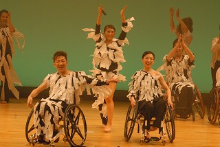 車いすダンス公演-GIFT-