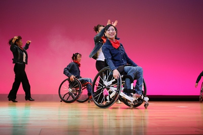 車いすダンス芸術鑑賞公演のイメージ