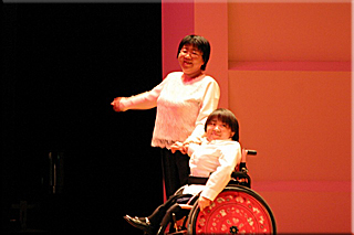 車いすダンス発表会の様子