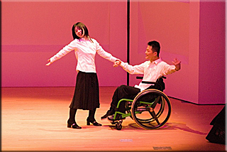 車いすダンス発表会の様子