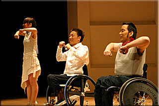 車いすダンス発表会の様子